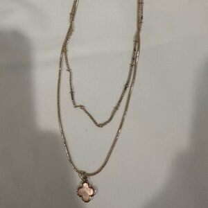 Francesca's Collections Gold Clover Pendant Necklace